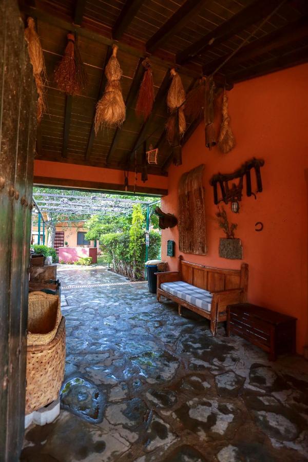 Hostel Layos, Toledo Екстериор снимка
