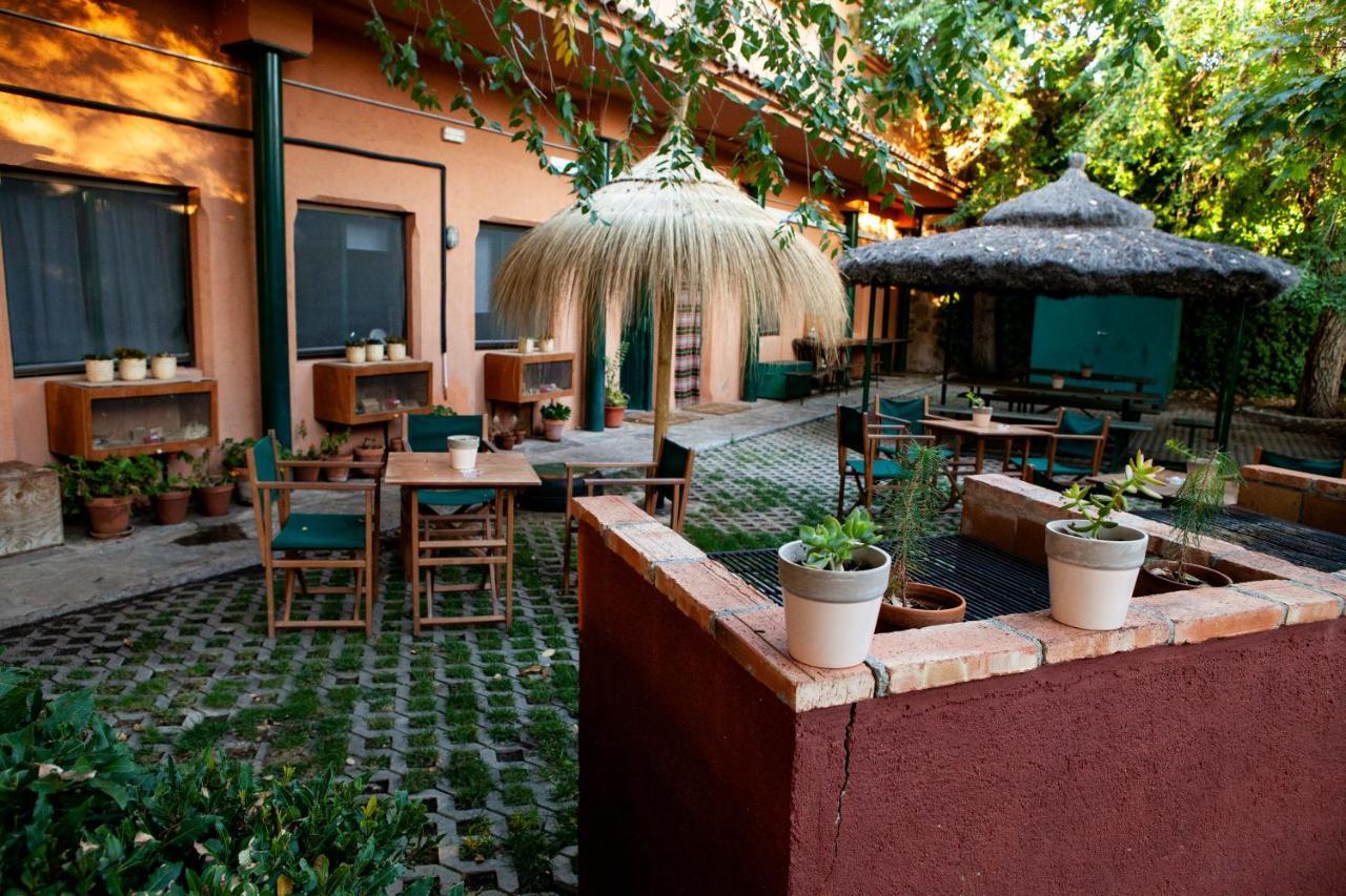 Hostel Layos, Toledo Екстериор снимка